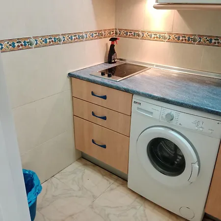 アパート Brisa, La Carihuela Playa トレモリノス