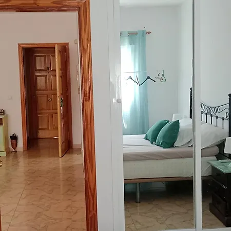 Brisa, La Carihuela Playa Apartment Torremolinos