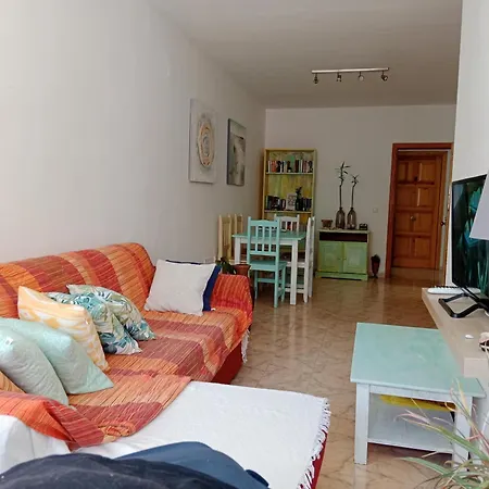 Brisa, La Carihuela Playa アパート トレモリノス